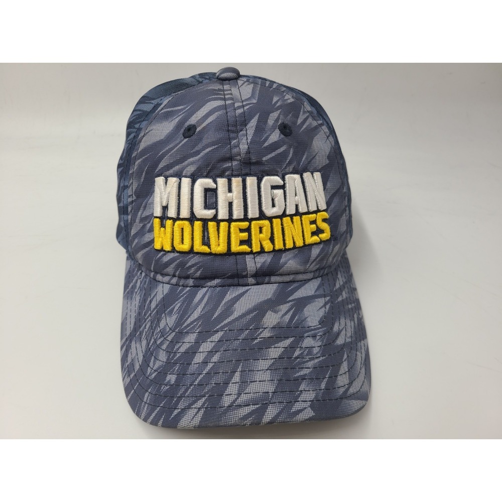 University of‎ Michigan Wolverines Camo Adidas Snapback Hat Cap Polyester NCAA